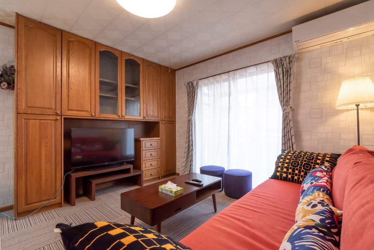 Вилла Hong House Токио Экстерьер фото
